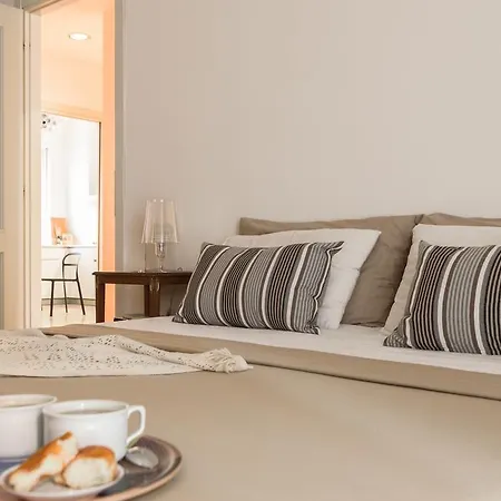 Apartment Petrella Flat Milan